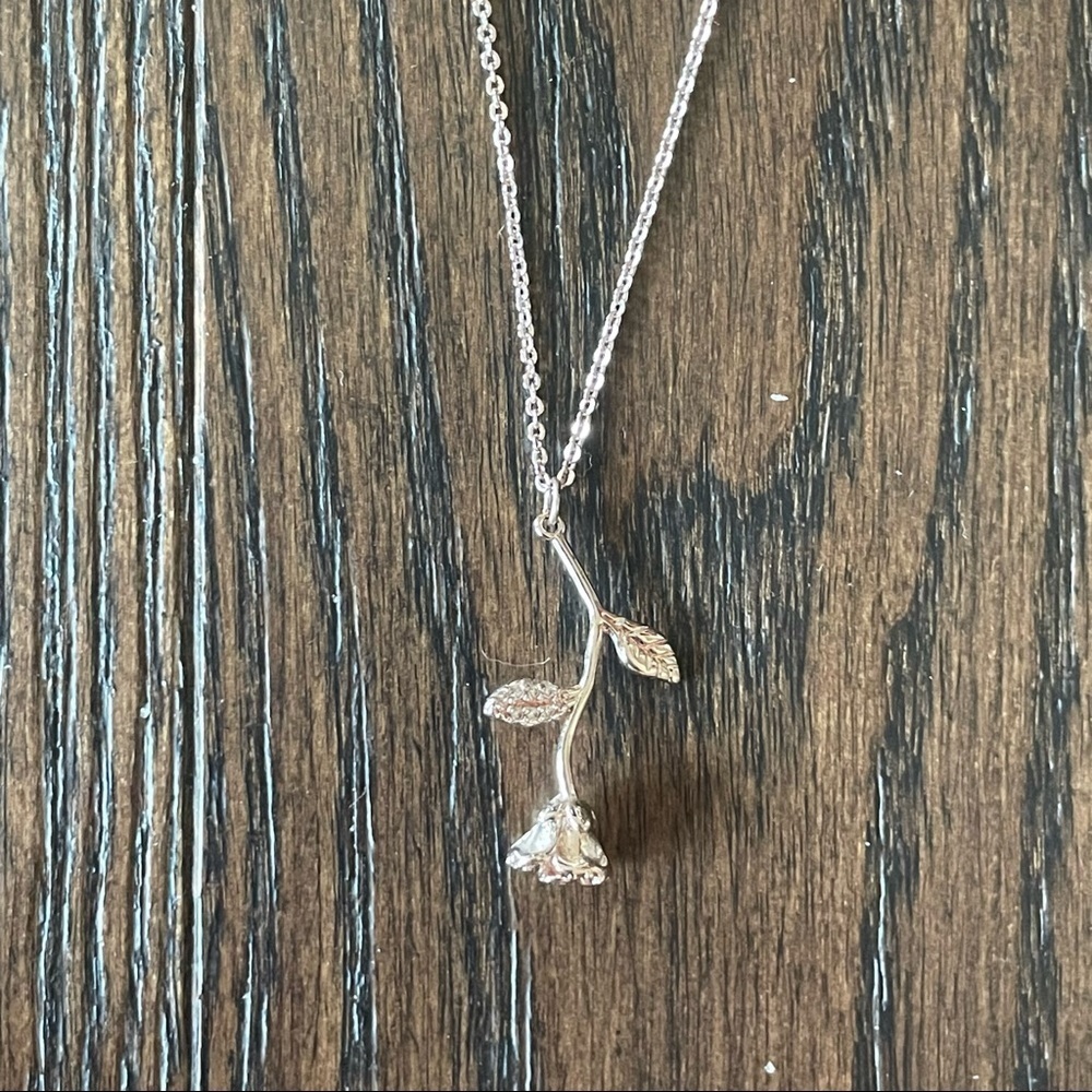 3/$25 Rose pendant necklace